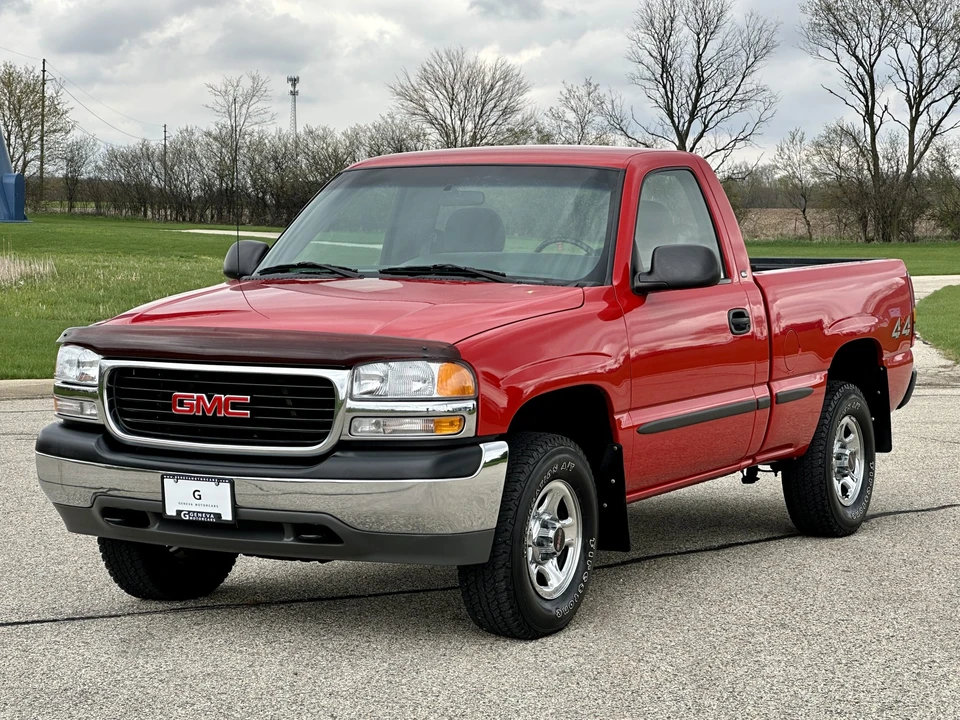 2000 GMC Sierra 2nd Gen - Image 4 of 31