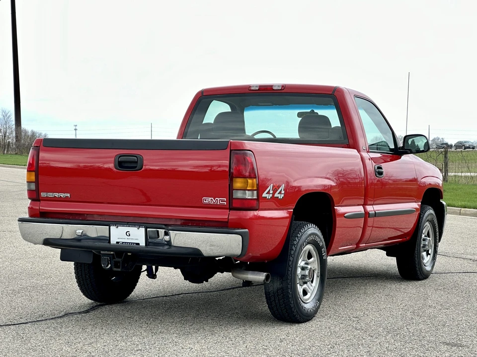2000 GMC Sierra 2nd Gen - Image 7 of 31
