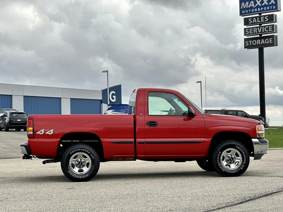 2000 GMC Sierra 2nd Gen - Image 6 of 31