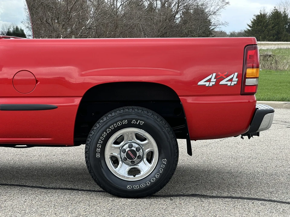2000 GMC Sierra 2nd Gen - Image 19 of 31