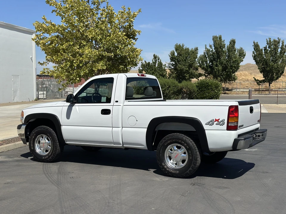 2000 GMC Sierra 1st Gen - Image 30 of 31