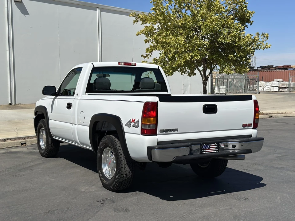 2000 GMC Sierra 1st Gen - Image 27 of 31