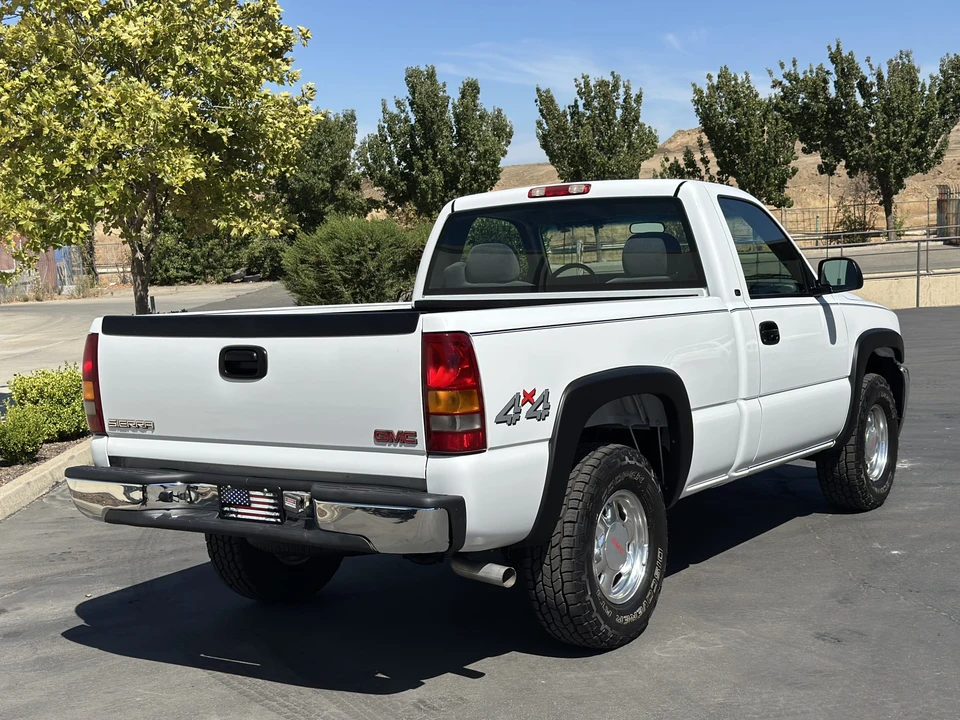 2000 GMC Sierra 1st Gen - Image 21 of 31