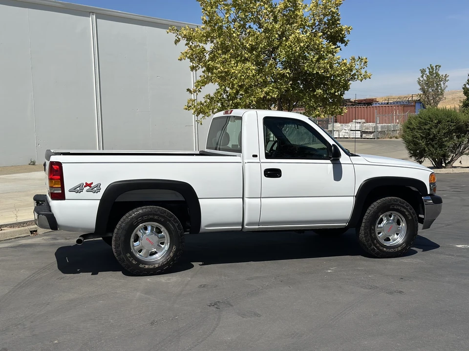 2000 GMC Sierra 1st Gen - Image 16 of 31