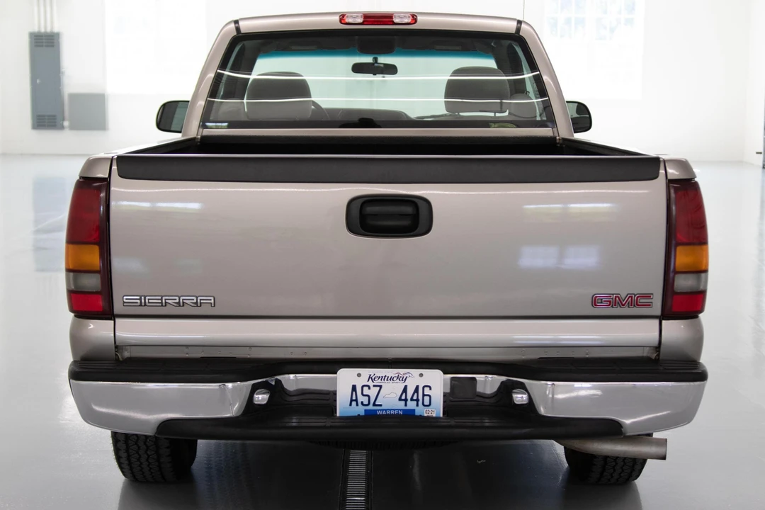 2000 GMC Sierra 2nd Gen - Image 5 of 31