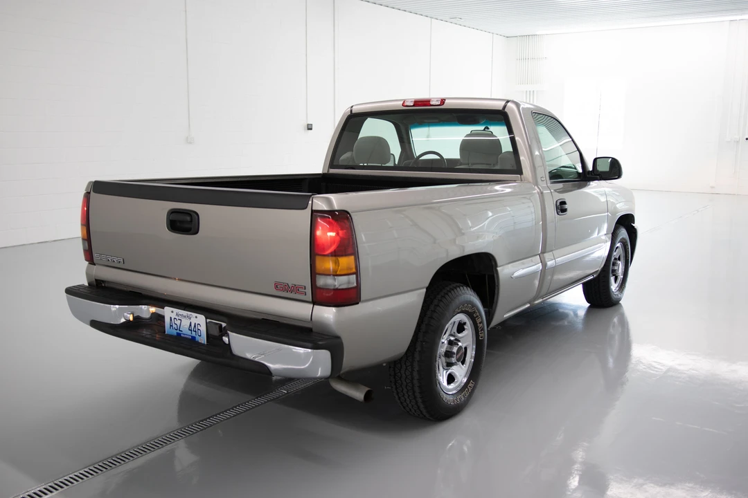 2000 GMC Sierra 2nd Gen - Image 18 of 31