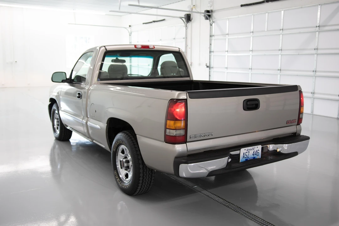 2000 GMC Sierra 2nd Gen - Image 13 of 31