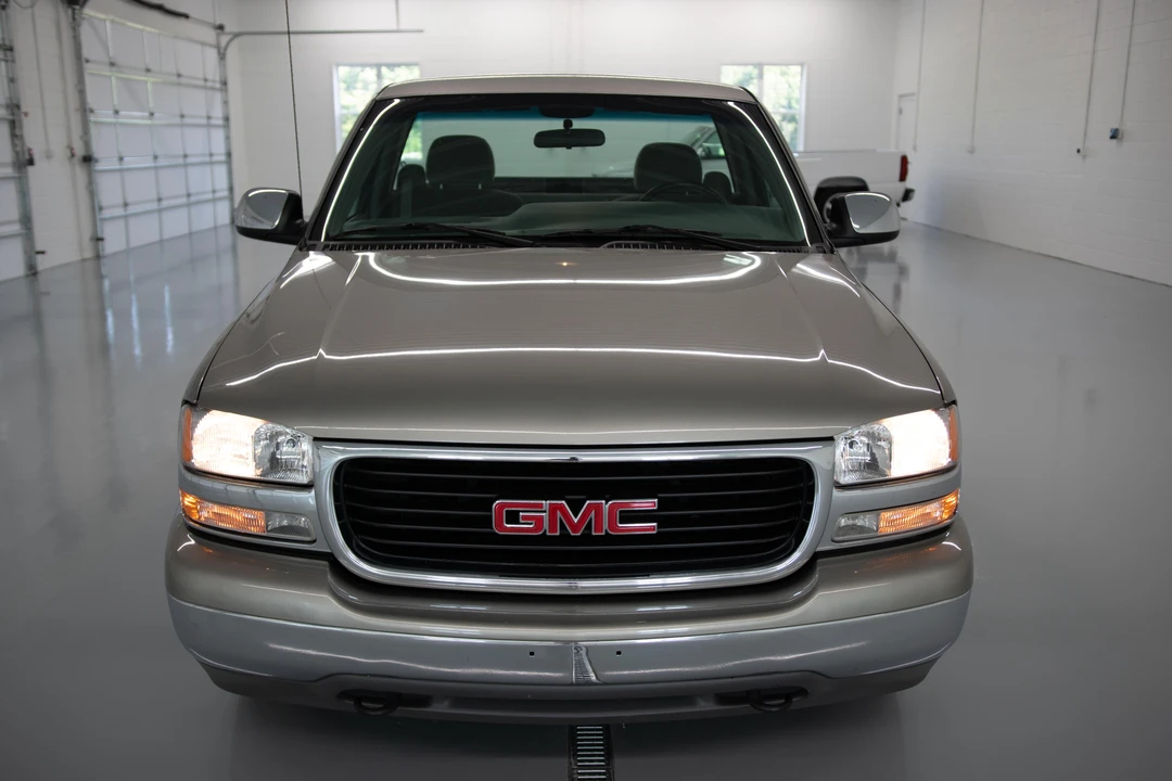 2000 GMC Sierra 2nd Gen - Image 7 of 31