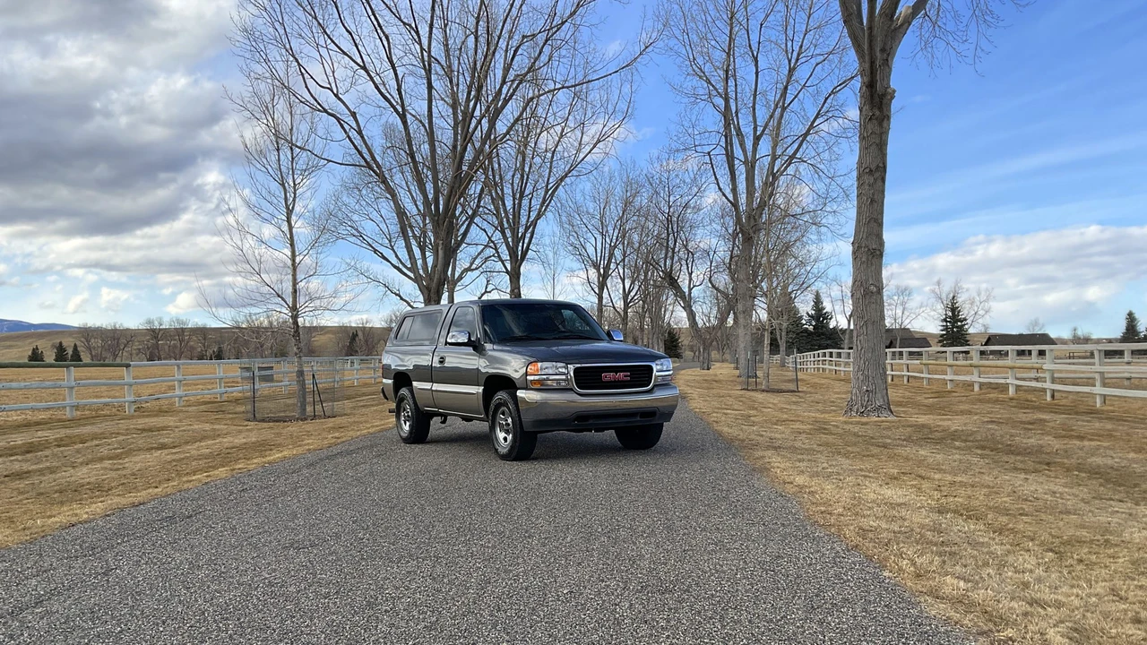 2000 GMC Sierra 2nd Gen - Image 20 of 31