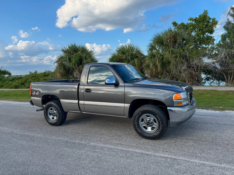 2000 GMC Sierra 2nd Gen - Image 9 of 31