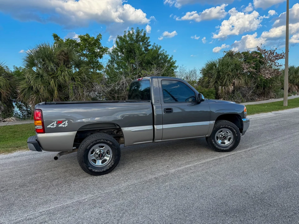 2000 GMC Sierra 2nd Gen - Image 12 of 31