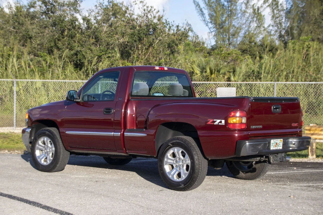 2000 GMC Sierra 2nd Gen - Image 19 of 31