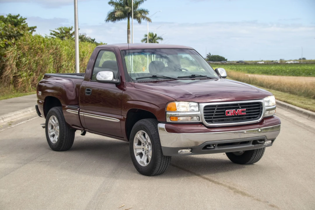 2000 GMC Sierra 2nd Gen - Image 13 of 31