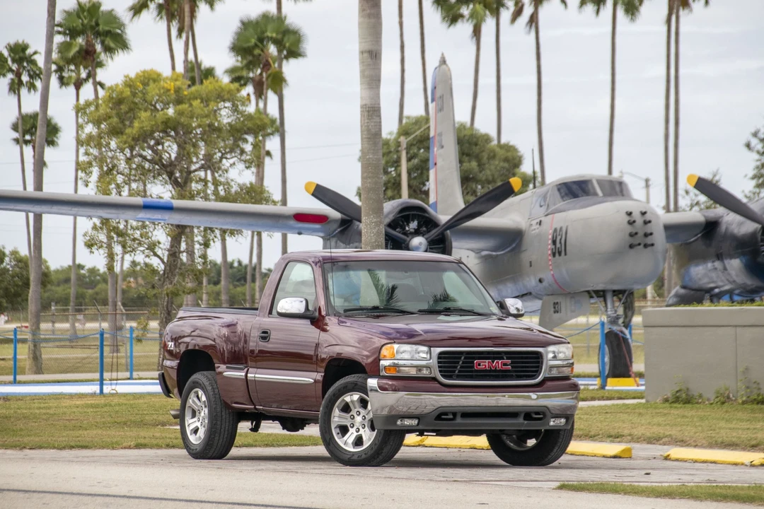 2000 GMC Sierra 2nd Gen - Image 11 of 31