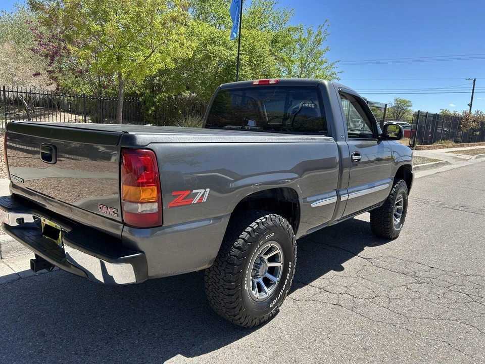 2000 GMC Sierra 2nd Gen - Image 6 of 31