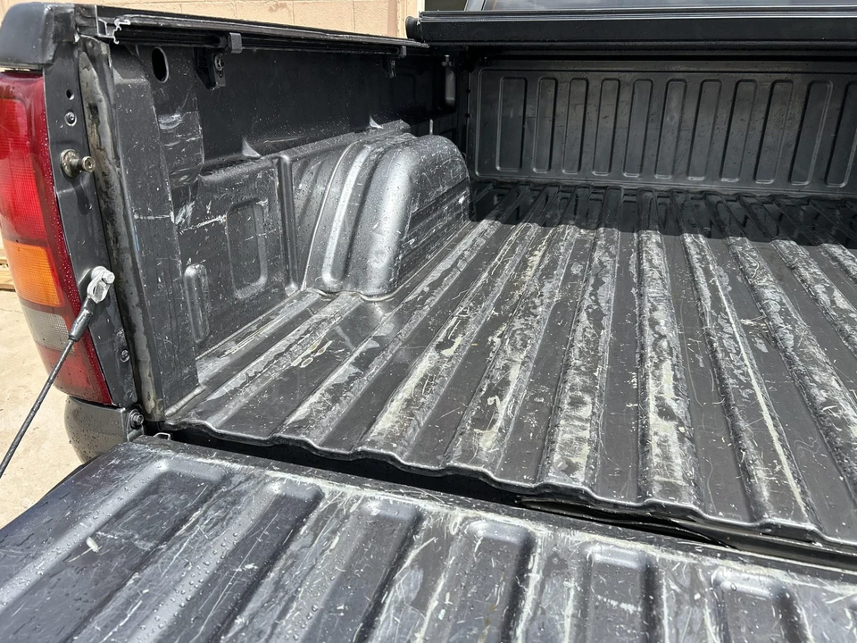 2000 GMC Sierra 2nd Gen - Image 31 of 31