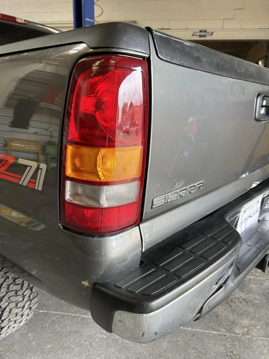 2000 GMC Sierra 2nd Gen - Image 15 of 31