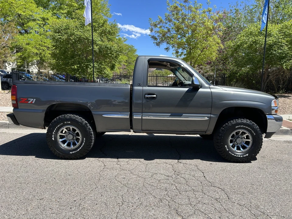 2000 GMC Sierra 2nd Gen - Image 5 of 31