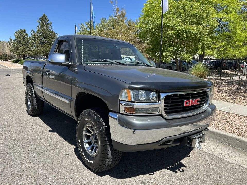 2000 GMC Sierra 2nd Gen - Image 4 of 31