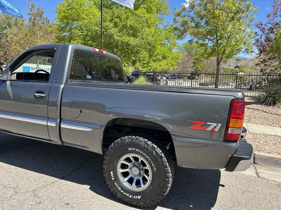 2000 GMC Sierra 2nd Gen - Image 14 of 31