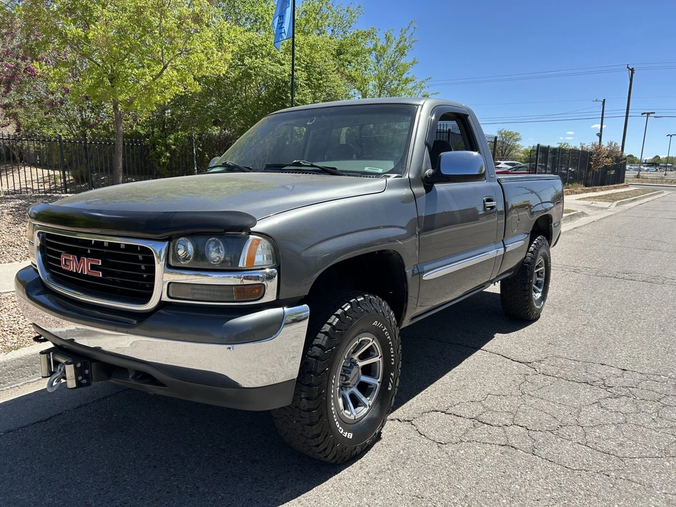 2000 GMC Sierra 2nd Gen - Image 9 of 31