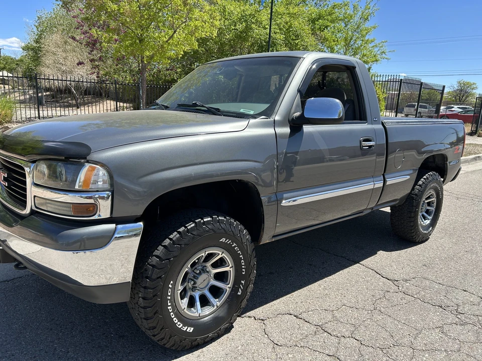 2000 GMC Sierra 2nd Gen - Image 10 of 31