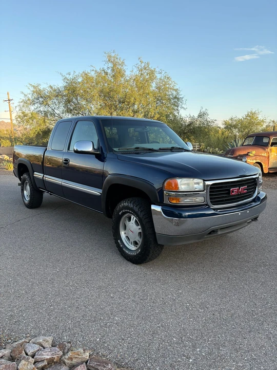 2000 GMC Sierra 2nd Gen - Image 10 of 31