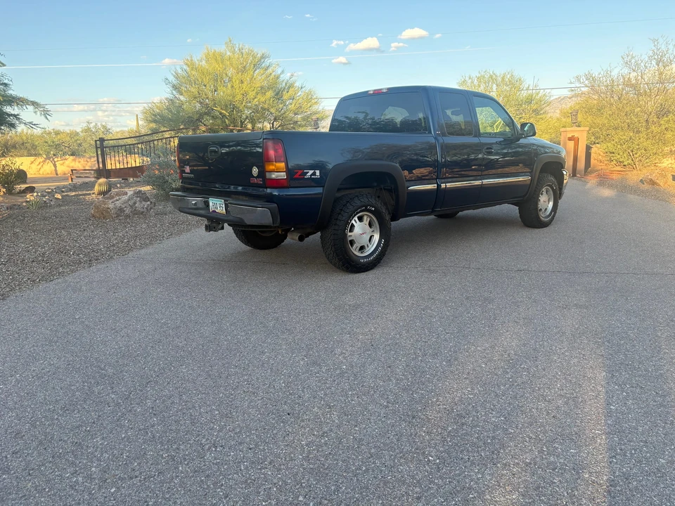 2000 GMC Sierra 2nd Gen - Image 12 of 31