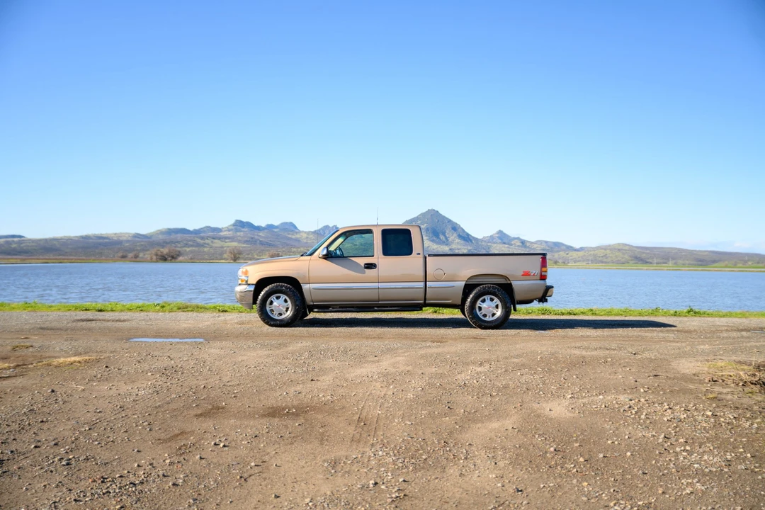 2000 GMC Sierra 2nd Gen - Image 9 of 31