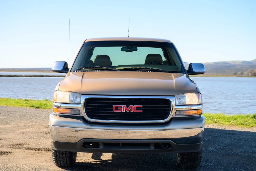 2000 GMC Sierra 2nd Gen - Image 14 of 31