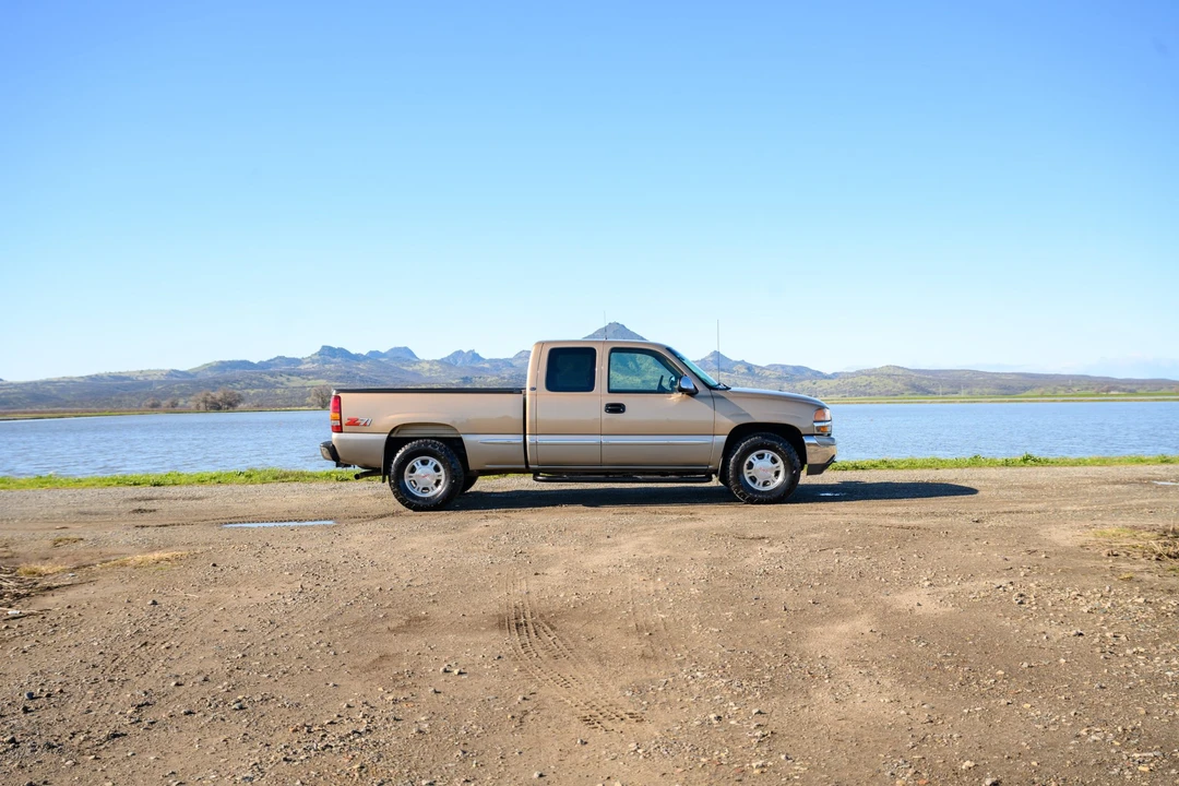 2000 GMC Sierra 2nd Gen - Image 6 of 31