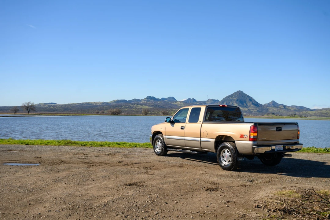 2000 GMC Sierra 2nd Gen - Image 8 of 31