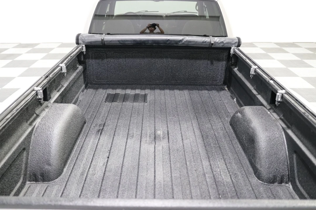 2000 GMC Sierra 1st Gen - Image 21 of 30