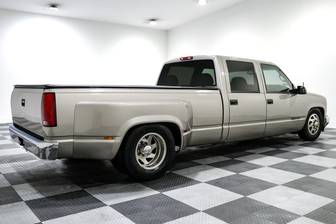 2000 GMC Sierra 1st Gen - Image 6 of 30