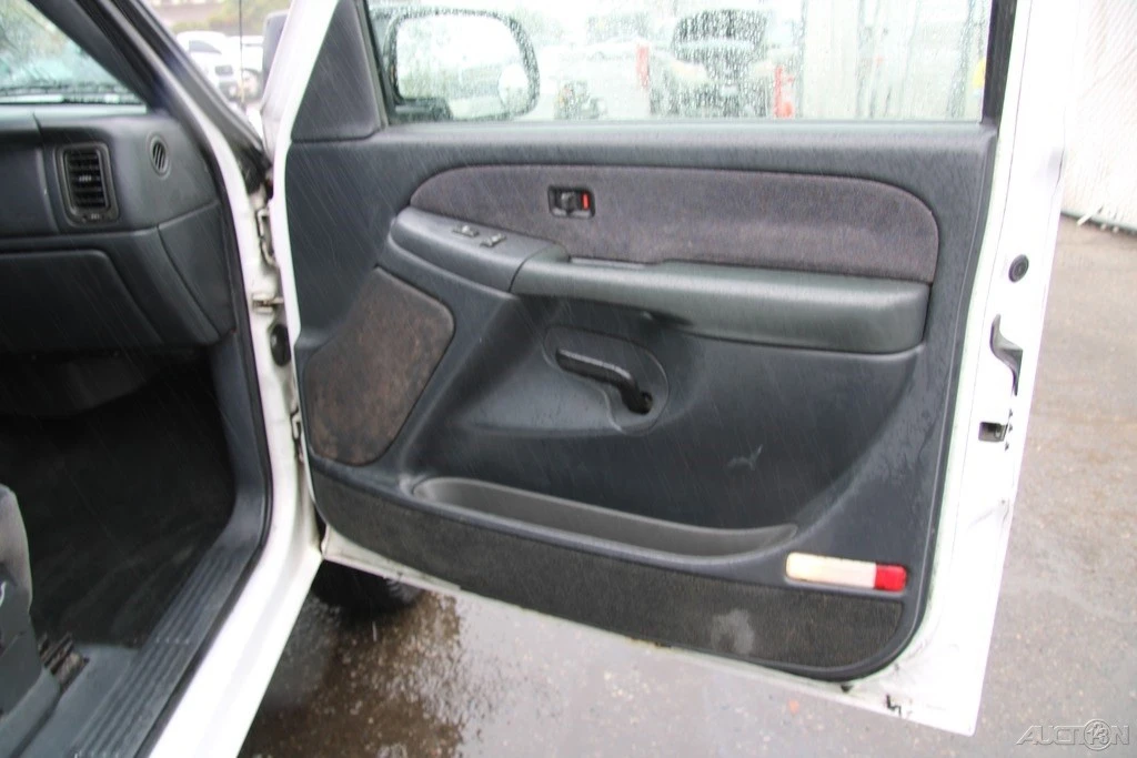 2000 GMC Sierra 1st Gen - Image 20 of 21