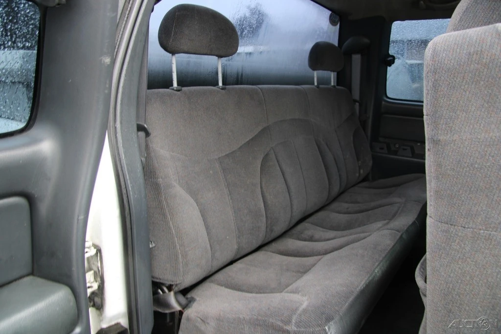 2000 GMC Sierra 1st Gen - Image 19 of 21