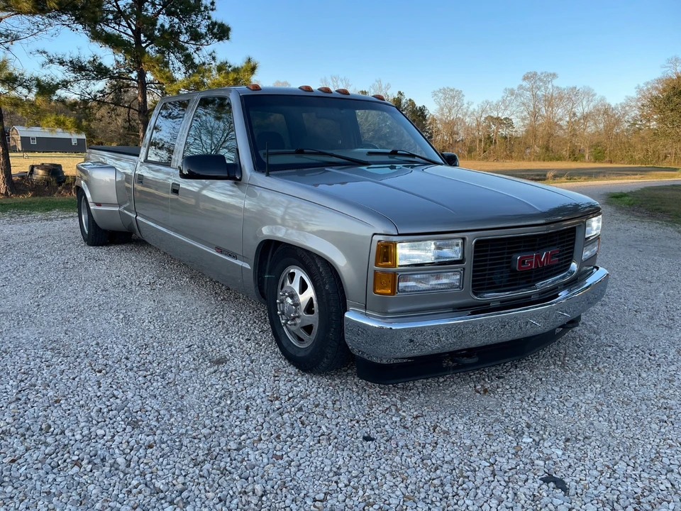 2000 GMC Sierra 1st Gen - Image 3 of 21