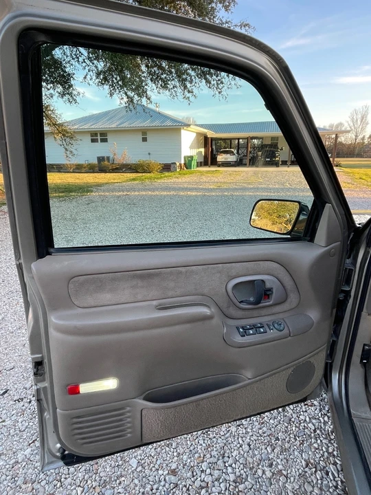 2000 GMC Sierra 1st Gen - Image 15 of 21