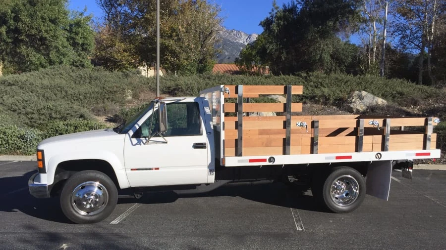2000 GMC Sierra Heavy Duty 2nd Gen - Image 2 of 9