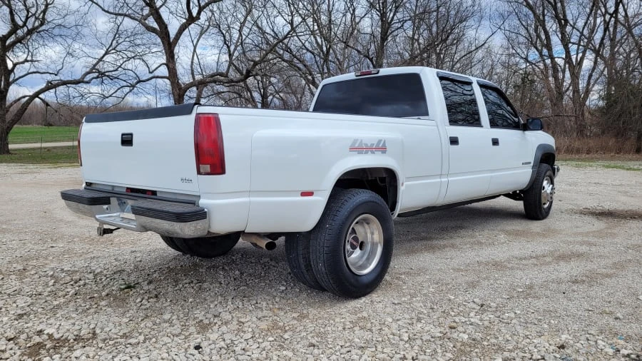 2000 GMC Sierra Heavy Duty 2nd Gen - Image 3 of 8