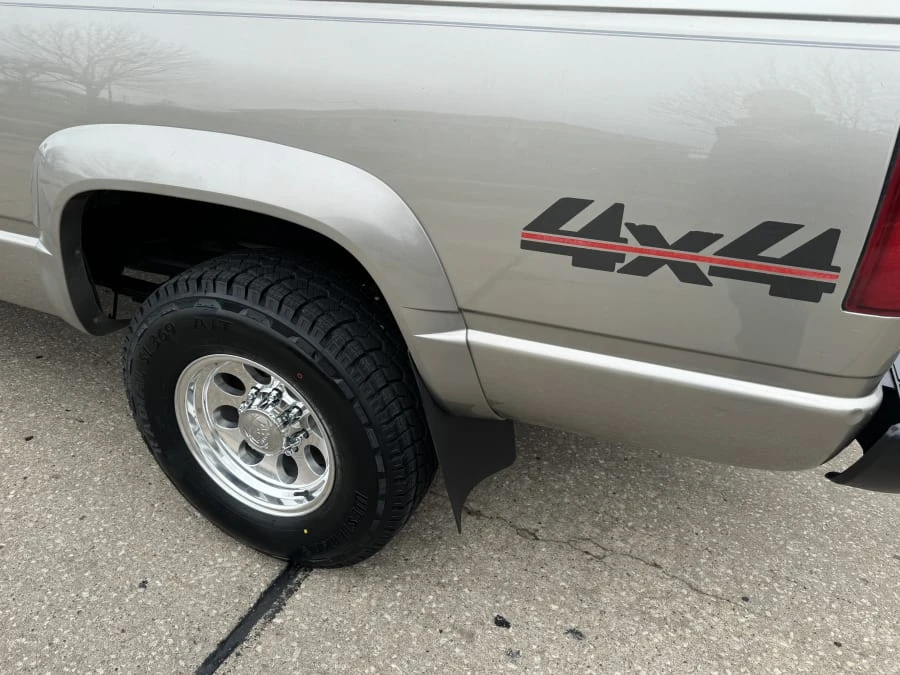 2000 GMC Sierra Heavy Duty 2nd Gen - Image 4 of 8