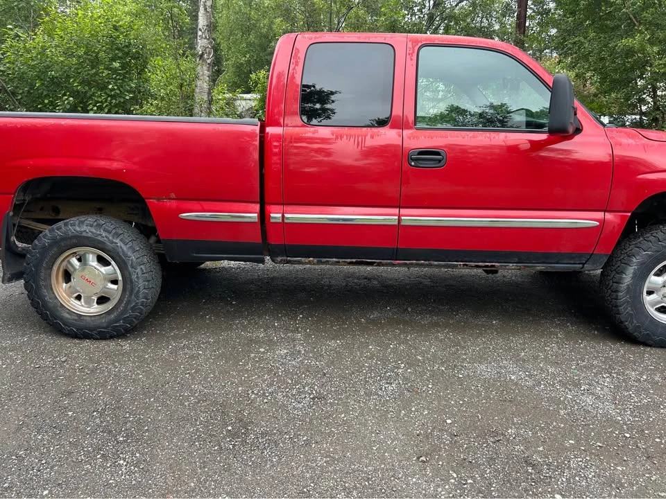 2000 GMC Sierra 2nd Gen - Image 3 of 7