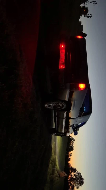 2000 GMC Sierra 2nd Gen - Image 2 of 9