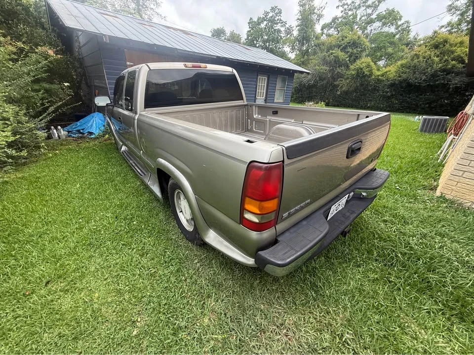 2000 GMC Sierra 1st Gen - Image 7 of 11