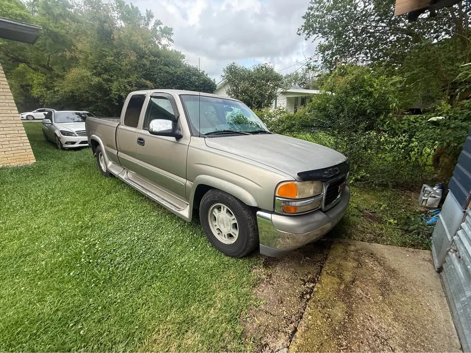 2000 GMC Sierra 1st Gen - Image 5 of 11