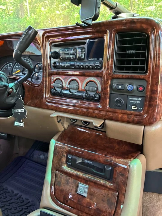 2000 GMC Sierra 1st Gen - Image 7 of 10