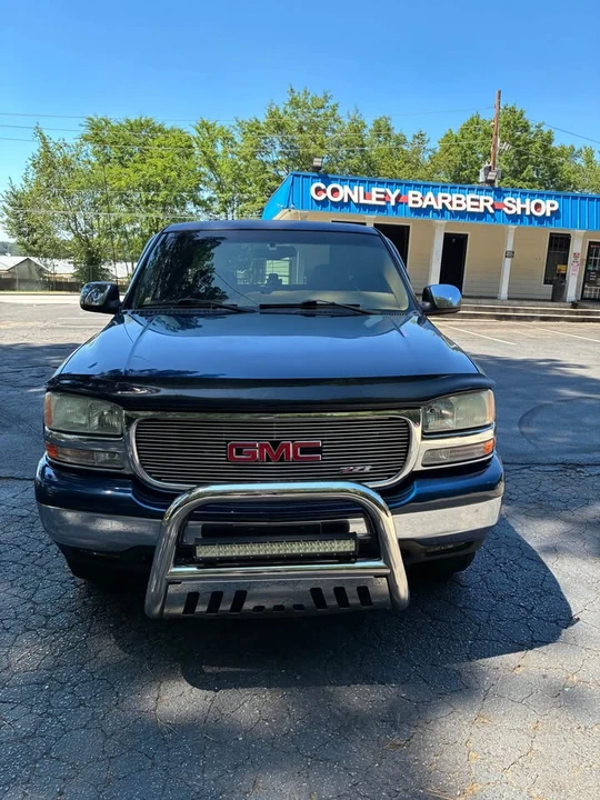 2000 GMC Sierra 1st Gen - Image 4 of 10