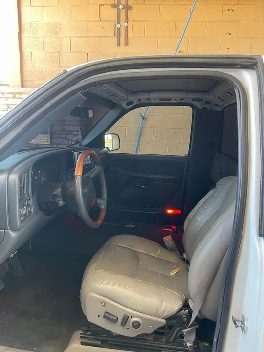 2000 GMC Sierra 1st Gen - Image 6 of 9