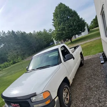 2000 GMC Sierra (Classic) 1500 Regular Cab SL Pickup 2D 8 ft