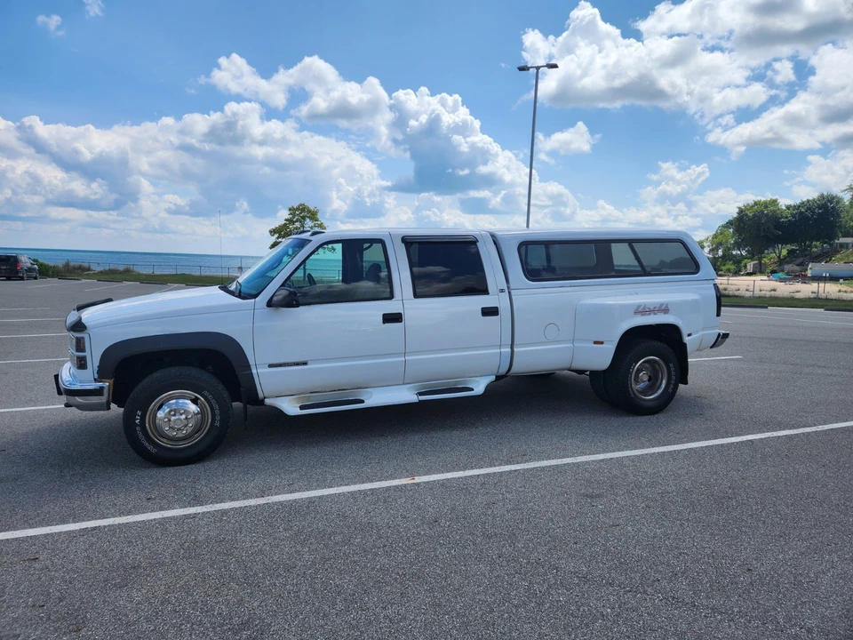2000 GMC Sierra Heavy Duty 2nd Gen - Image 2 of 26